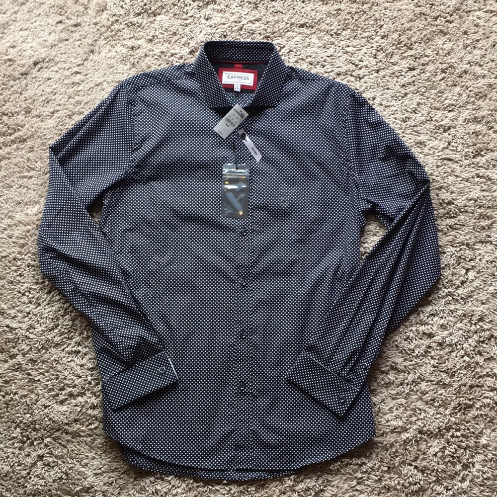 NWT black fitted Express dress shirt size medium